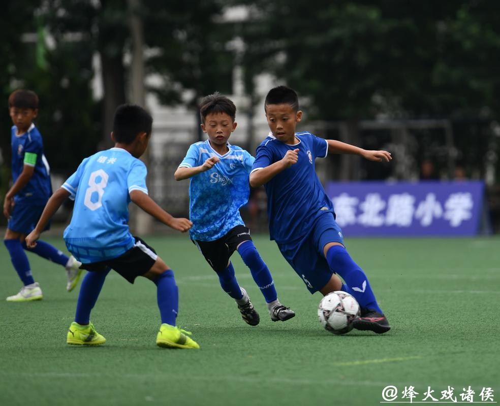 这所小学推进足球青训42年(建设体育强国·足球青训观察) 这所小学推进足球青训42年(建设体育强国·足球青训观察)