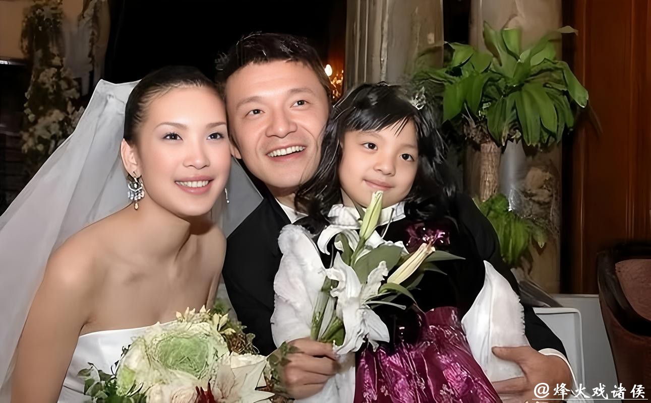 谢晖也没想到，不愿给自己生娃的佟晨洁，如今却在给魏巍当妈